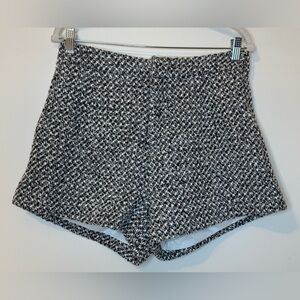 NEW Commense Women's Black and White Tweed Wool Blend Shorts Size L